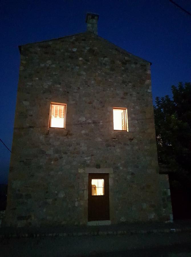 Mani Secluded Villa Gythio Eksteriør billede